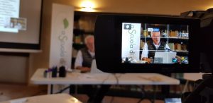 Le relazioni della Scuola di ecologia vengono riprese in video e condivise in rete